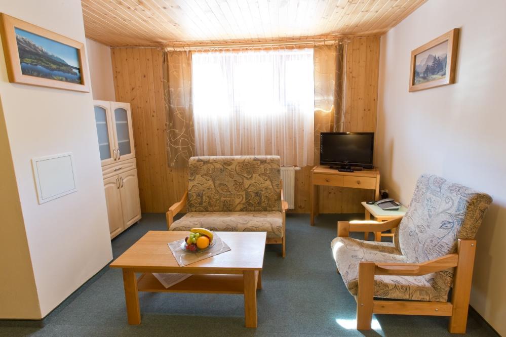 Hotel Gobor Vitanová Екстериор снимка