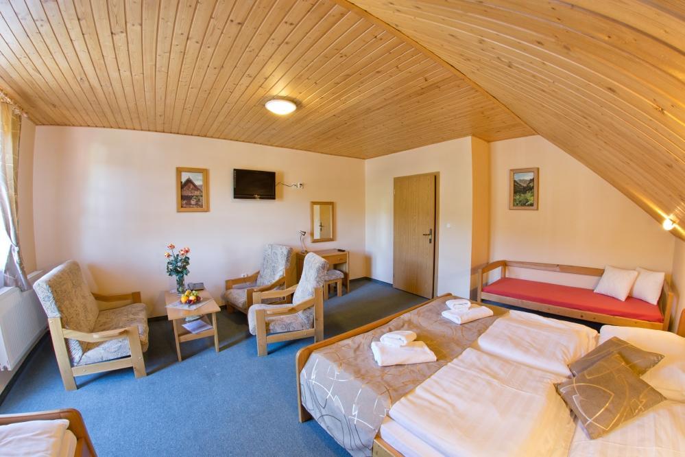 Hotel Gobor Vitanová Екстериор снимка