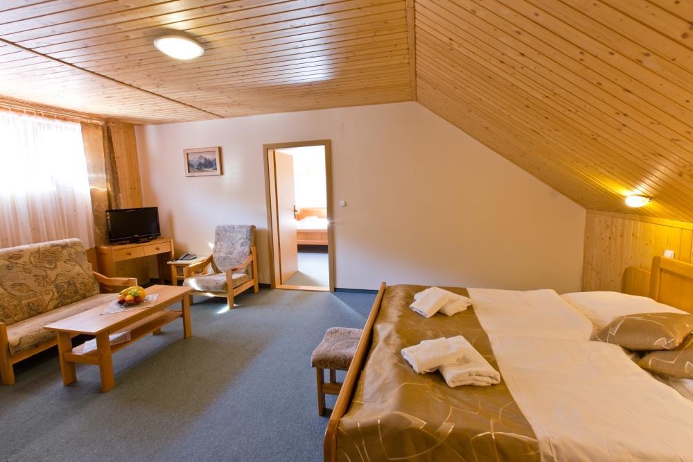 Hotel Gobor Vitanová Екстериор снимка
