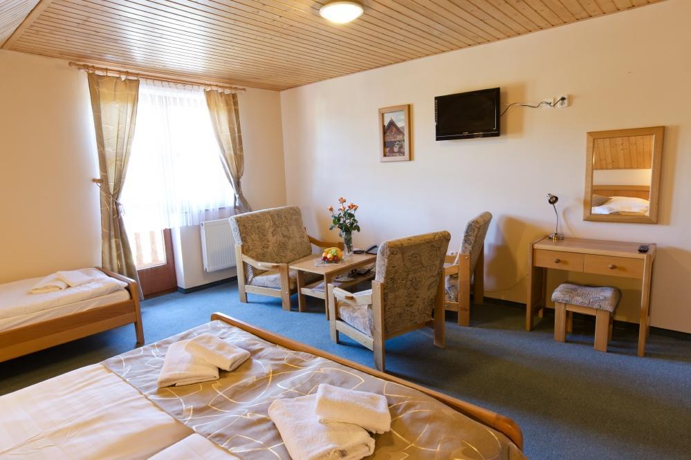 Hotel Gobor Vitanová Екстериор снимка